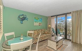 Beach Colony Resort Unit 208, Beautiful Oceanfront Condo, 1 Bedroom, 1 Bath Perfect For 6